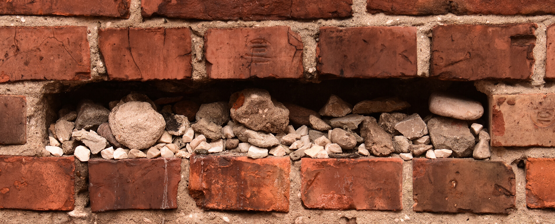 Warszawa, fragment muru getta