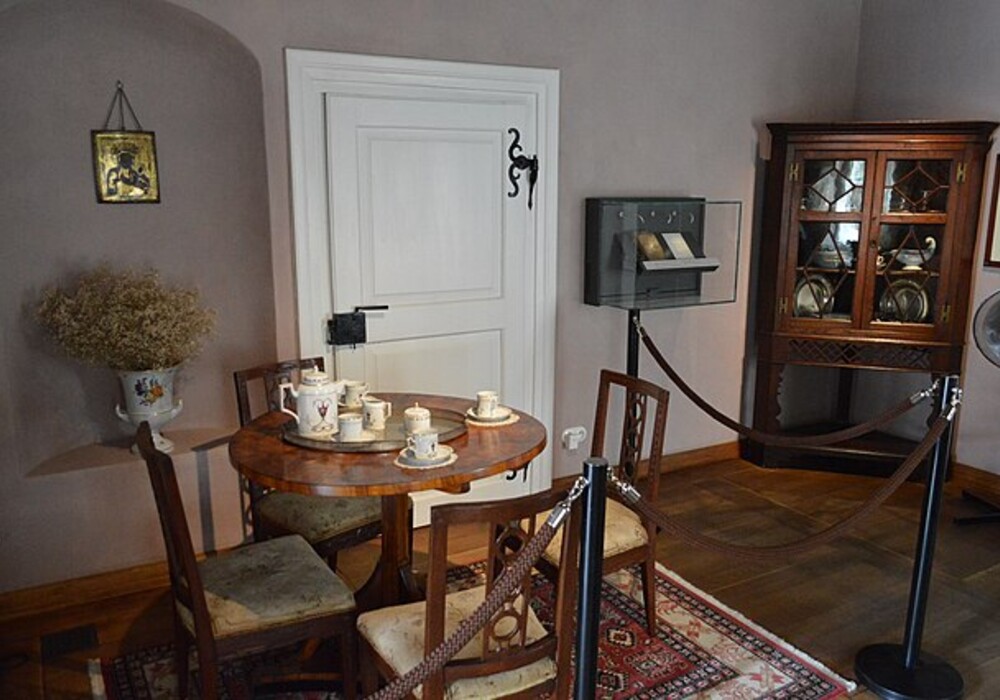 Das Innere des Herrenhauses in Żelazowa Wola, dem Geburtsort von Frédéric Chopin. Heute ein biografisches Museum des Komponisten